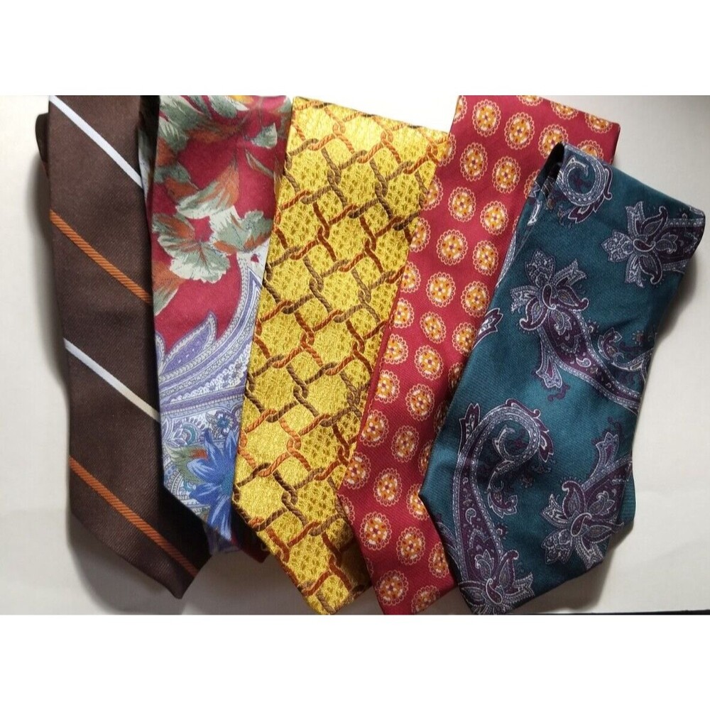 Vintage Men's Neckties Lot of 5 Variety of Designs Retro 60's 70's 80's b